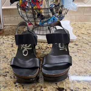 OTBT Black Platform Wedge Sandals with Elastic Ankle Strap